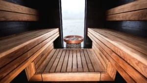 sauna z drewna wnętrze